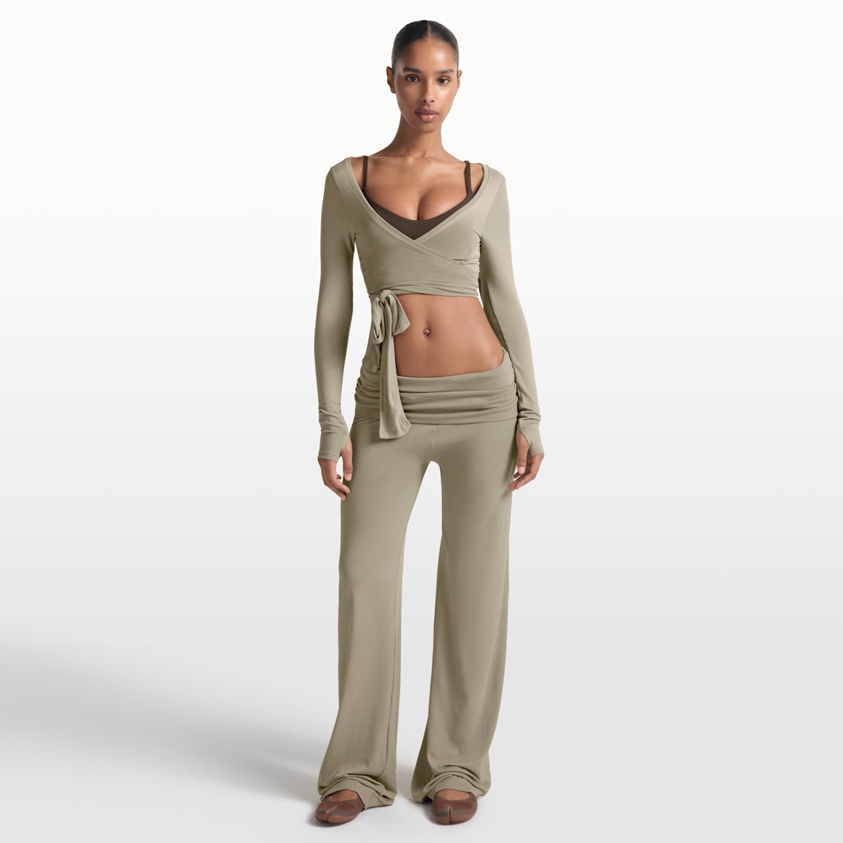 NikeSKIMS NikeSKIMS Stretch Knit. Nike.com
